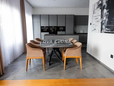 Sale, apartment, 309m², Bulevar Evrope, Novi Sad Sve Podlokacije - image 4