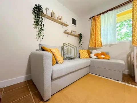 Izdavanje, kuća, 60m², Obzovica, Cetinje