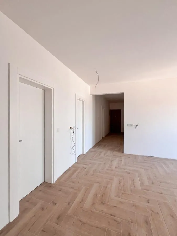 Prodaja, dvosoban stan, 69m², Tivat, Crna Gora