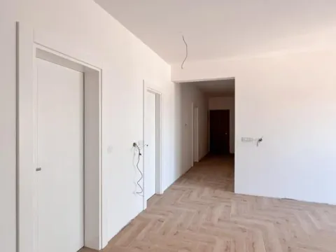 Prodaja, dvosoban stan, 69m², Tivat, Crna Gora - image 12