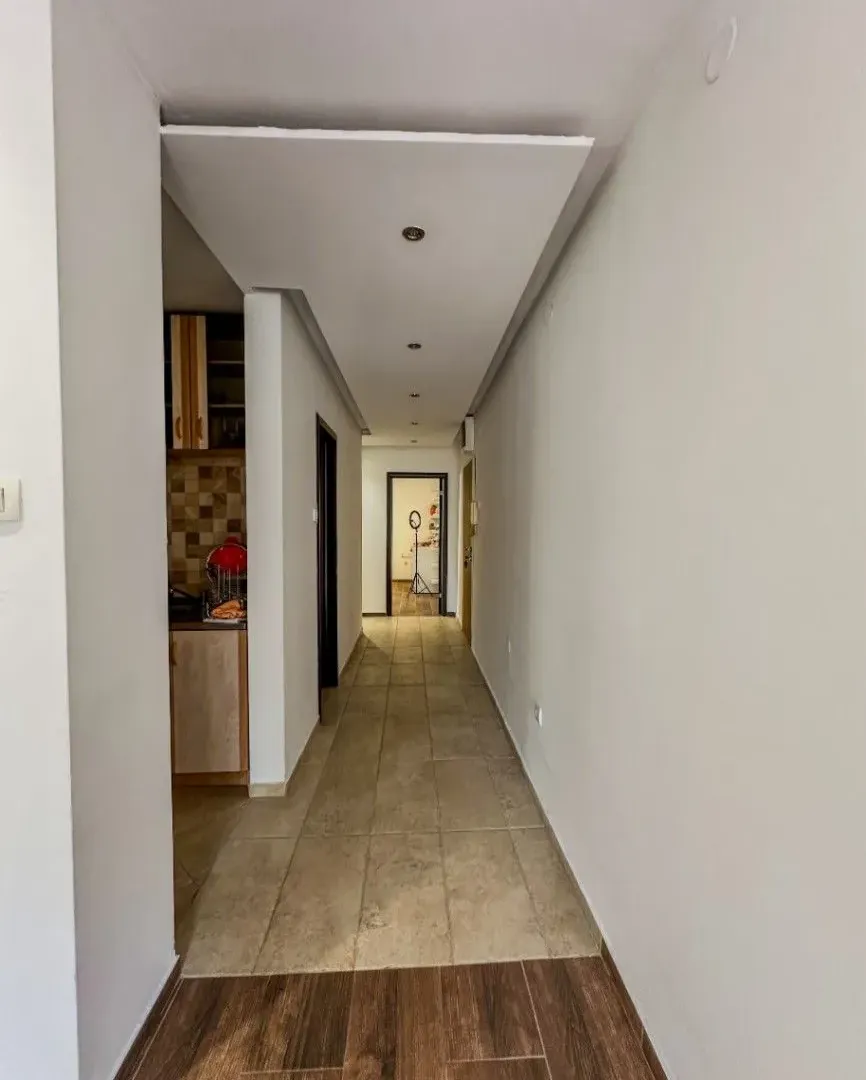 Rent, office space, 80m², Blok 5, Podgorica