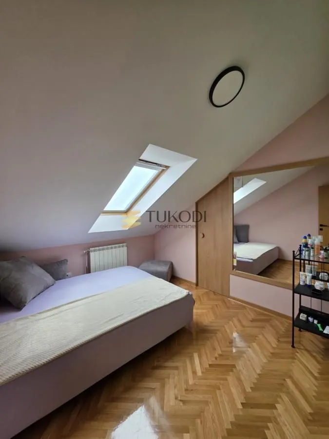 Prodaja, stan, 156m², Centar, Novi Sad