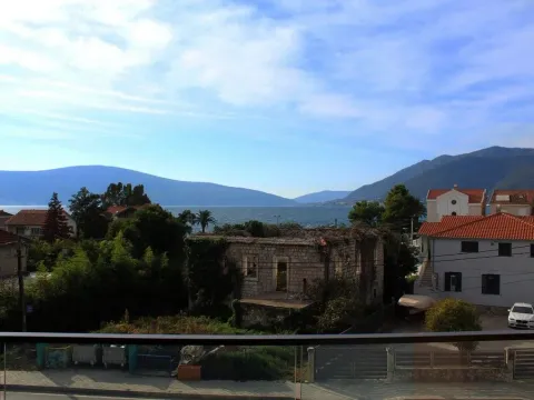 Sale, one bedroom apartment, 56m², Donja Lastva, Tivat - image 26