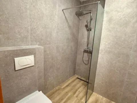 Sale, studio apartment, 29m², Bečići, Budva - image 3