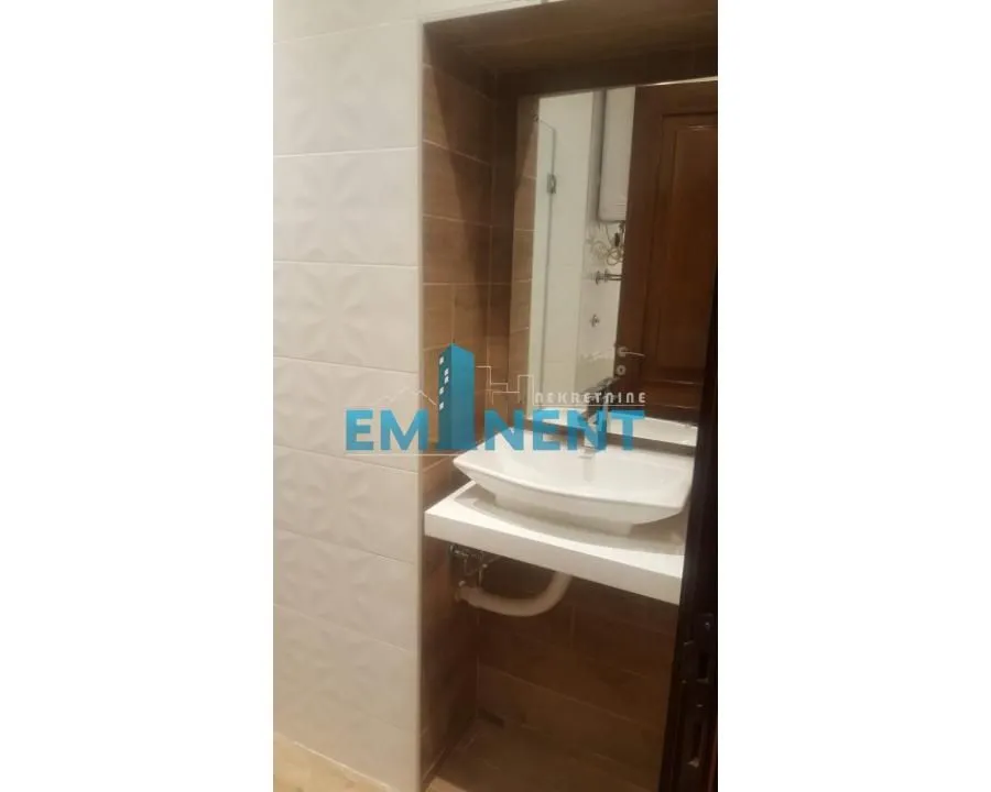Rent, three bedroom apartment, 82m², Stari Grad, Beograd