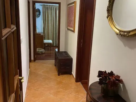 Rent, three bedroom apartment, 100m², Gorica C, Podgorica - image 10