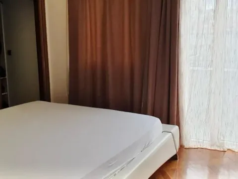 Izdavanje, trosoban stan, 97m², Savski Venac, Beograd - image 6