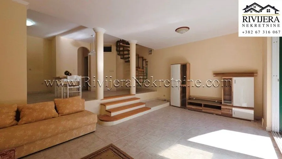 Prodaja, kuća, 270m², Topla, Herceg Novi