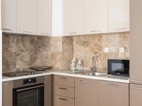 Sale, one bedroom apartment, 87m², Pržno, Budva - image 8