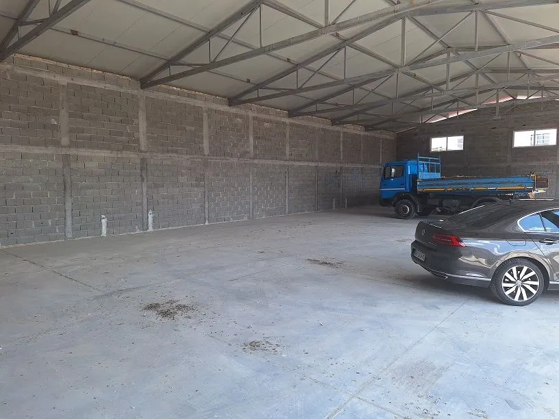 Rent, office space, 400m², Palilula, Niš