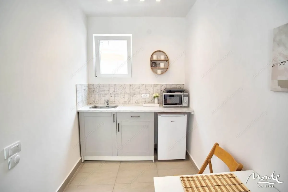Prodaja, jednosoban stan, 62m², Baošići, Herceg Novi