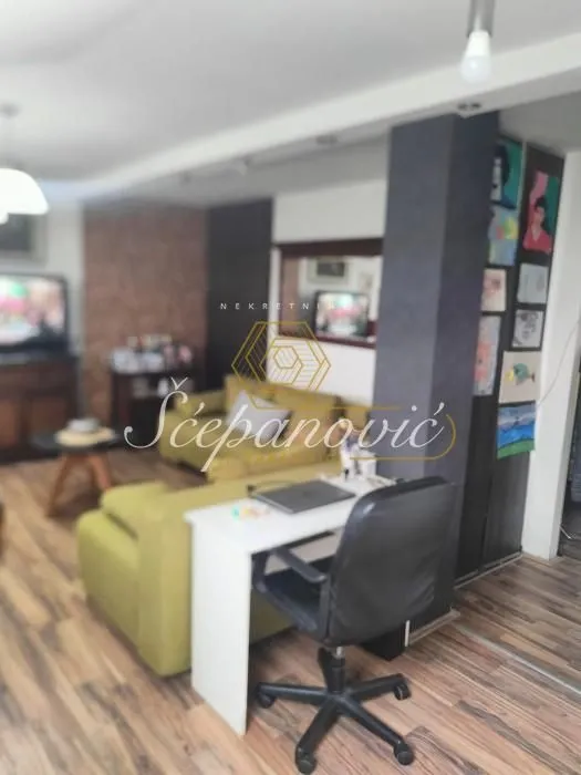 Prodaja, stan, 73m², Novo naselje, Novi Sad