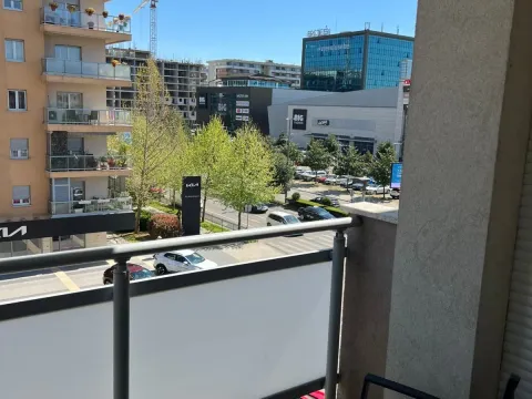 Prodaja, jednosoban stan, 47m², City Kvart, Podgorica - image 6