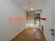 Izdavanje, poslovni prostor, 195m², Savski Venac, Beograd - image 17