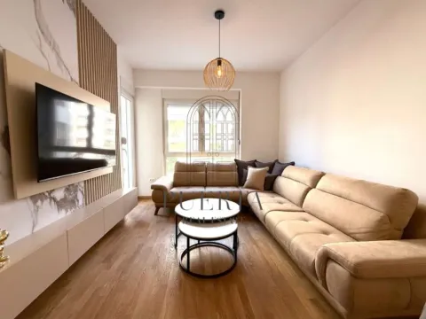 Prodaja, jednosoban stan, 45m², Zabjelo, Podgorica - image 12