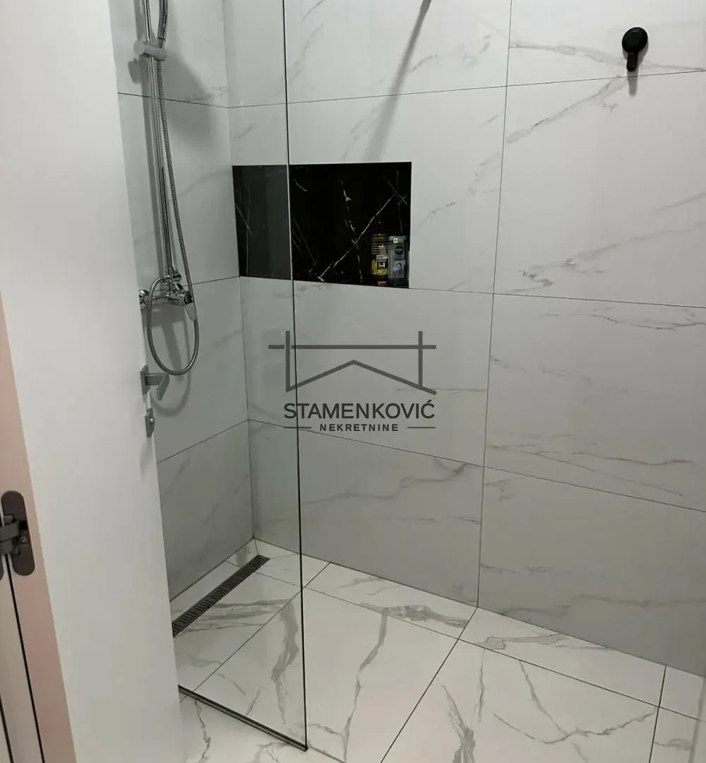 Prodaja, jednosoban stan, 42m², Petrovaradin, Novi Sad
