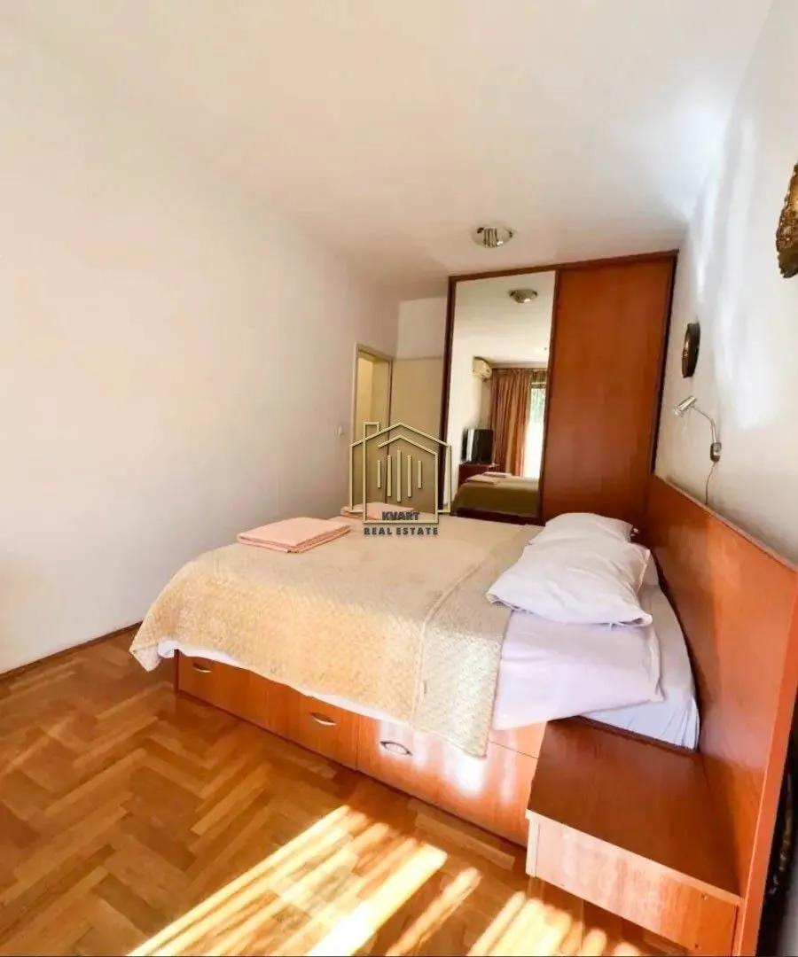 Izdavanje, dvosoban stan, 74m², Preko Morače, Podgorica