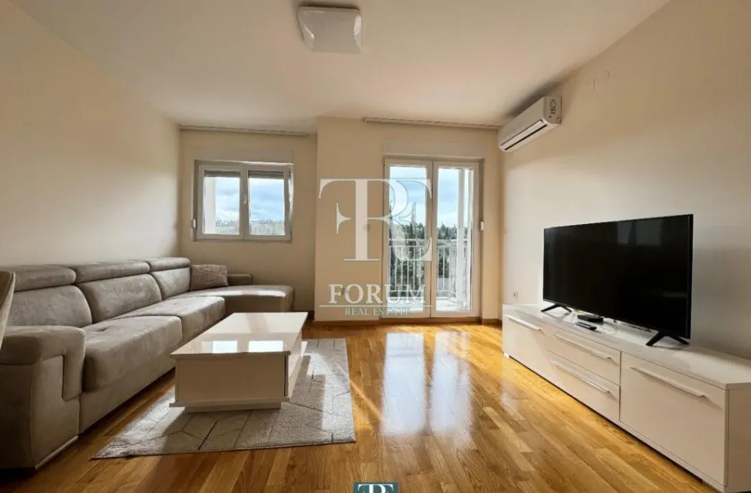 Izdavanje, trosoban stan, 70m², Zagorič, Podgorica