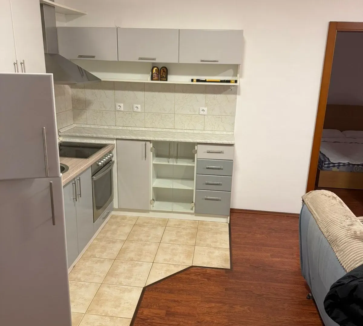 Izdavanje, stan, 43m², Budva, Crna Gora