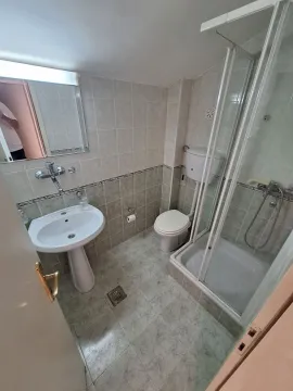 Rent, three bedroom apartment, 81m², Centar, Budva - image 7