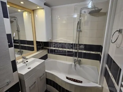 Prodaja, trosoban stan, 62m², Prozivka, Subotica - image 7