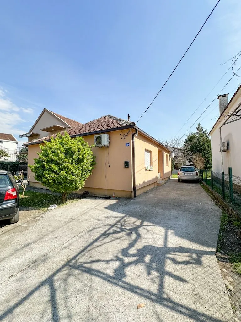 Prodaja, kuća, 100m², Dalmatinska ulica, Podgorica