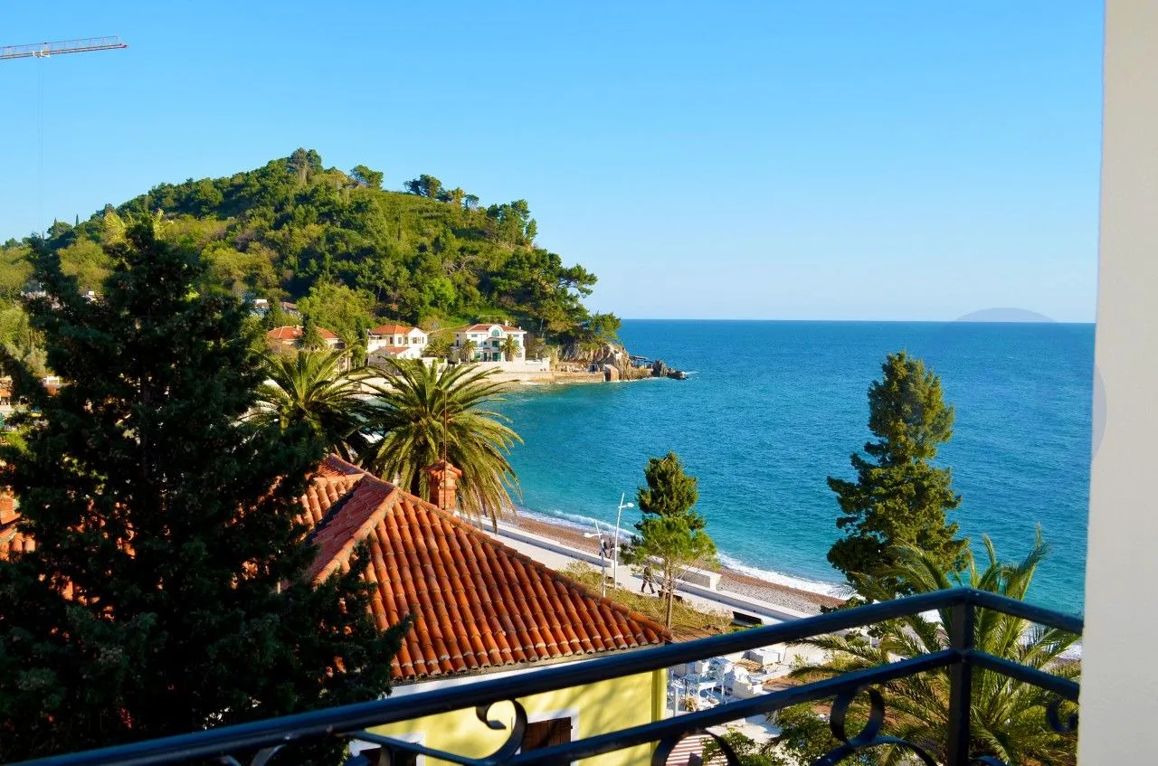 Sale, apartment, 60m², Petrovac, Budva