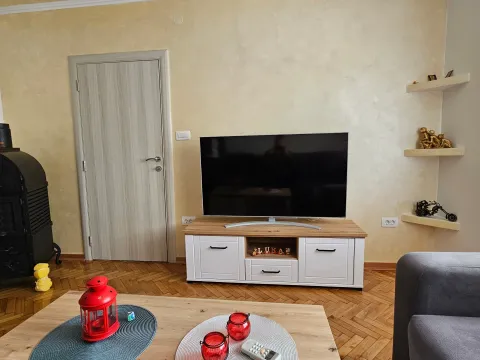 Izdavanje, dvosoban stan, 68m², Dalmatinska ulica, Podgorica - image 3