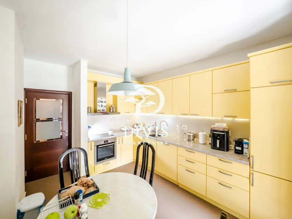 Prodaja, trosoban stan, 98m², Dedinje Sve Podlokacije, Beograd