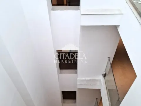 Prodaja, dvosoban stan, 50m², Čukarica, Beograd - image 2