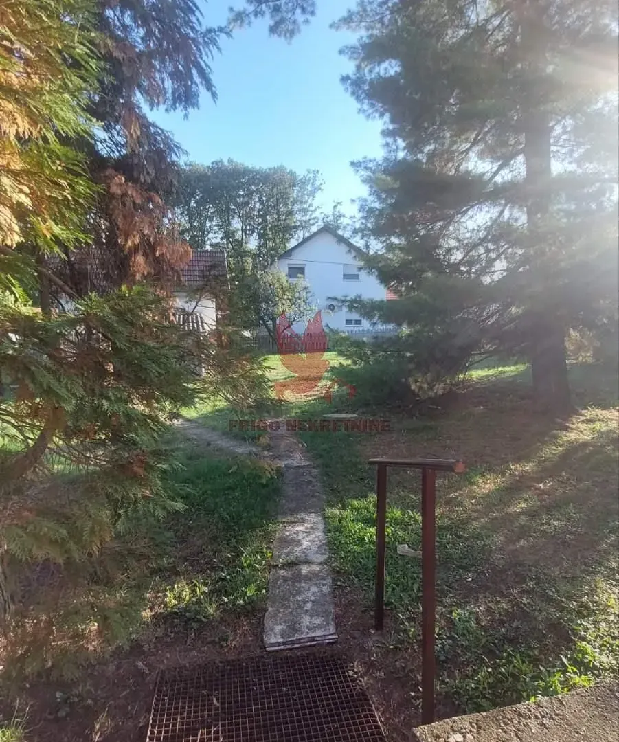 Prodaja, kuća, 118m², Centar, Topola