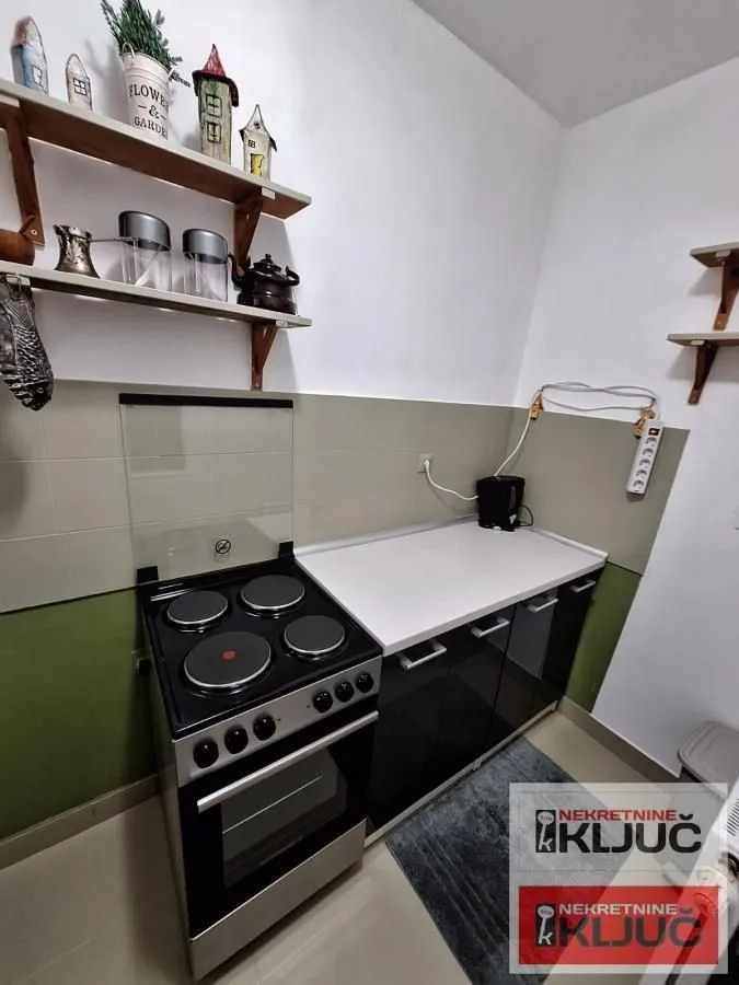 Izdavanje, dvosoban stan, 58m², Kej, Novi Sad Sve Podlokacije