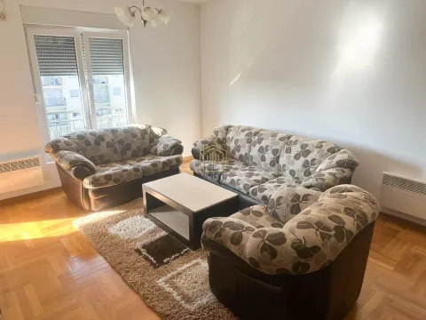 Izdavanje, jednosoban stan, 54m², Pobrežje, Podgorica - image 9