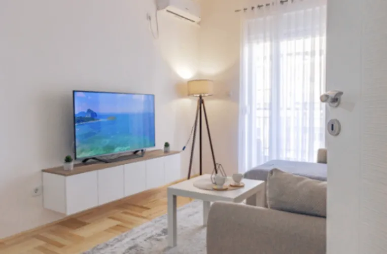 Izdavanje, jednosoban stan, 42m², Tuški Put, Podgorica