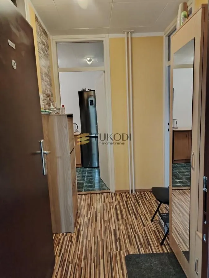 Izdavanje, dvosoban stan, 50m², Novi Beograd Blok 45, Novi Beograd Sve Podlokacije