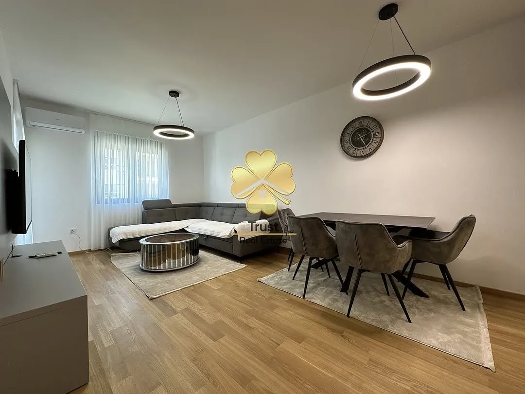 Rent, two bedroom apartment, 70m², City Kvart, Podgorica