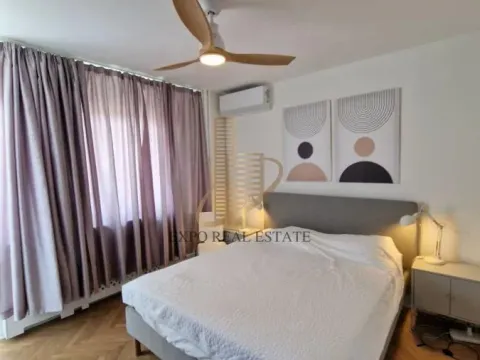 Rent, three bedroom apartment, 73m², Tašmajdan, Palilula Sve Podlokacije - image 11