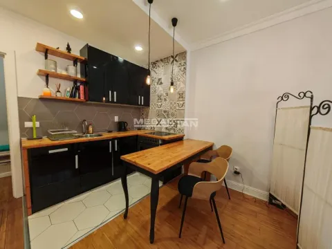 Rent, apartment, 27m², Stari Grad, Beograd - image 2