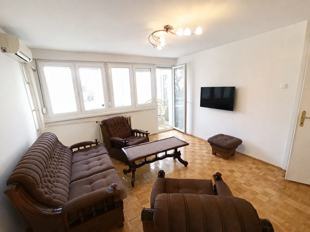 Izdavanje, dvosoban stan, 53m², Liman 2, Novi Sad Sve Podlokacije