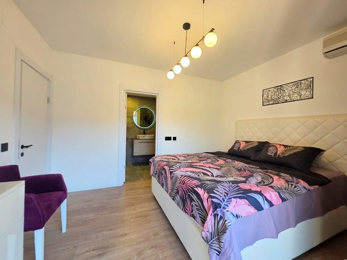 Prodaja, trosoban stan, 106m², Bečići, Budva