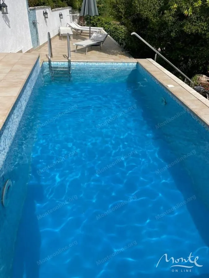 Sale, house, 200m², Bečići, Budva