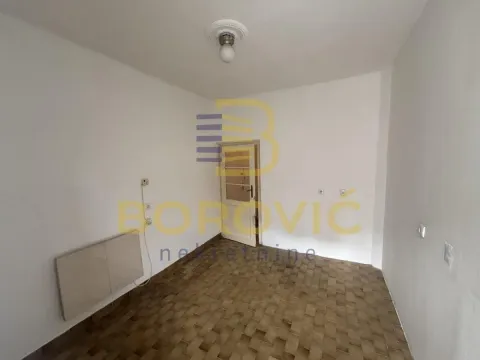 Rent, three bedroom apartment, 70m², Palilula Sve Podlokacije, Beograd - image 8