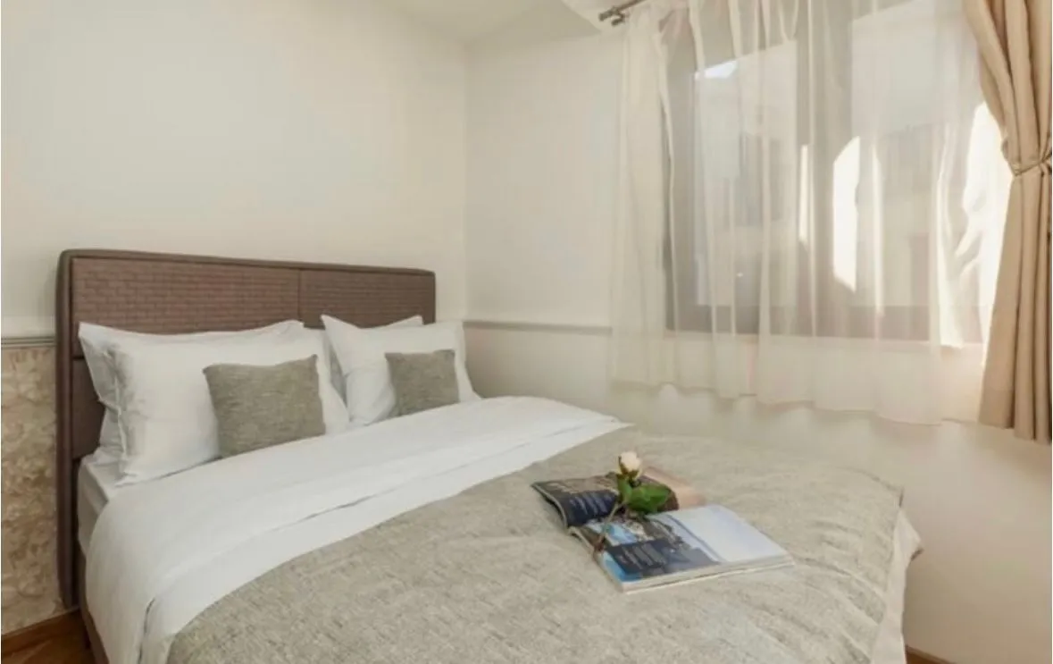 Rent, two bedroom apartment, 57m², Dobrota, Kotor