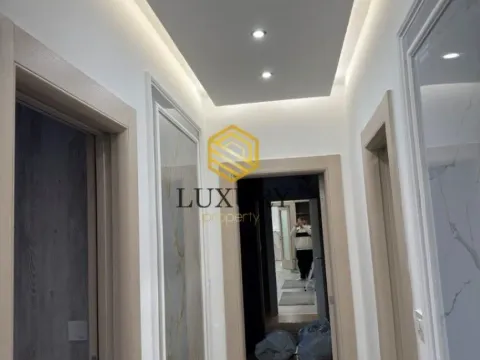 Izdavanje, trosoban stan, 100m², Ljubović, Podgorica - image 4