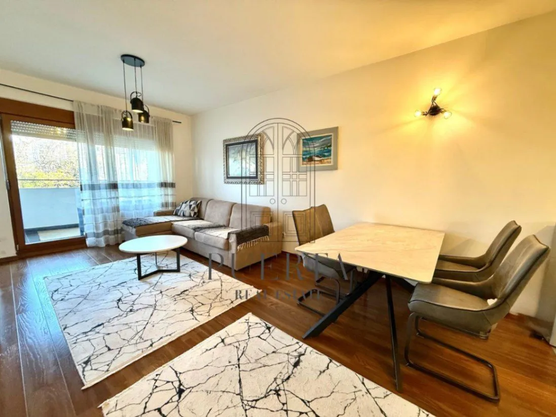 Prodaja, dvosoban stan, 70m², Master Kvart, Podgorica