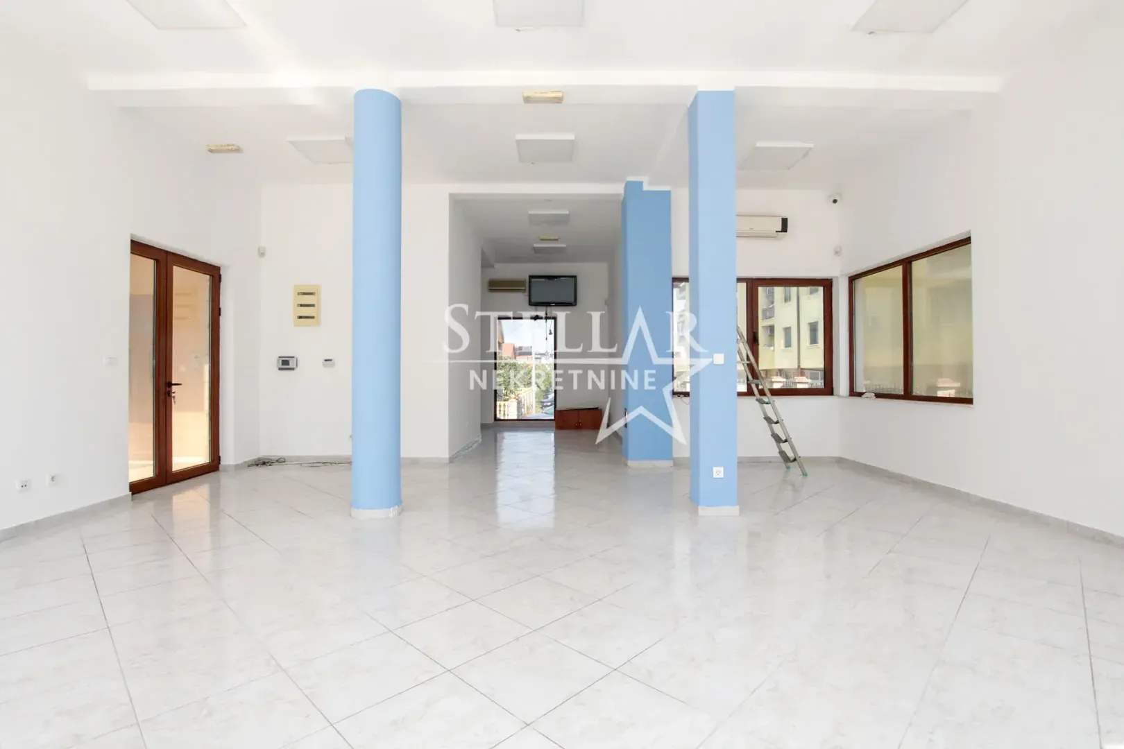 Rent, office space, 71m², Stari Aerodrom, Podgorica