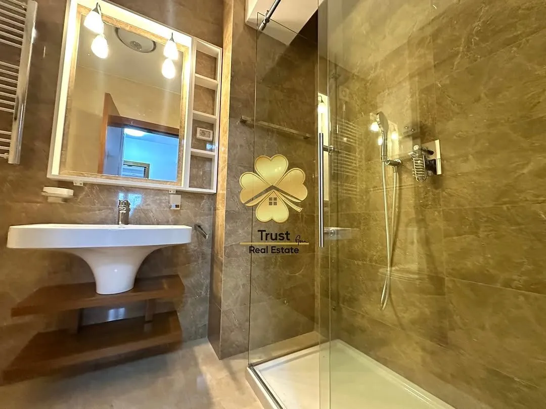 Rent, four bedroom apartment, 130m², Centar, Podgorica