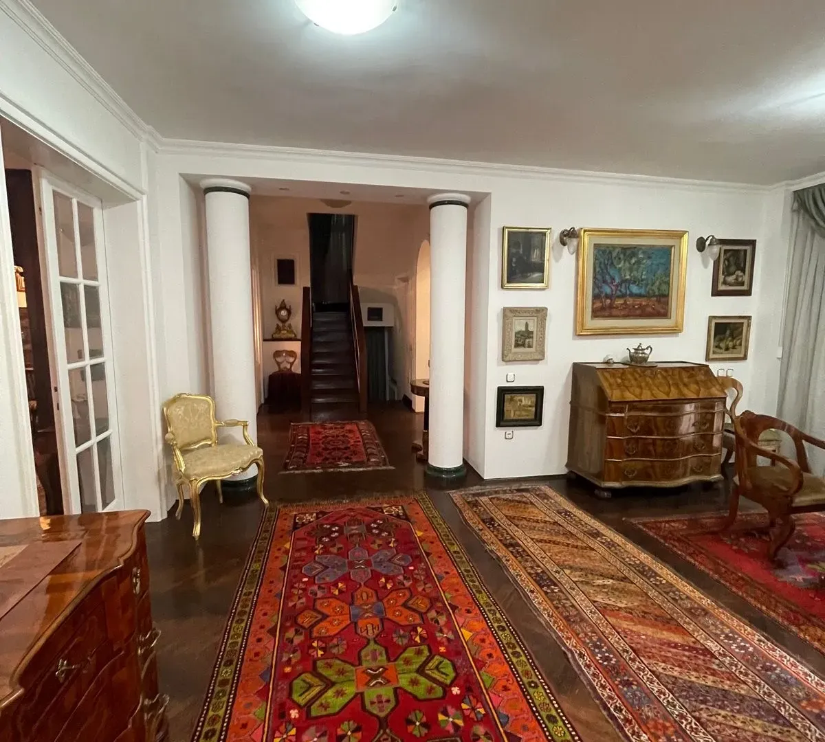 Izdavanje, kuća, 300m², Vračar Sve Podlokacije, Beograd