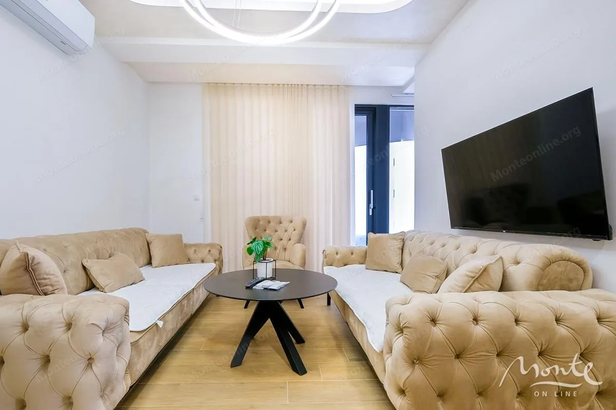 Prodaja, garsonjera, 57m², Rafailovići, Budva