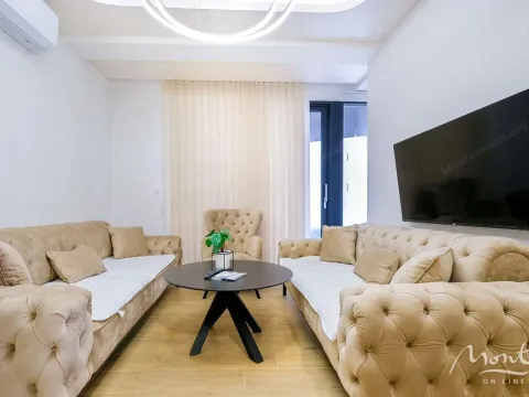 Prodaja, garsonjera, 57m², Rafailovići, Budva - image 12